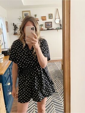 Black and White Short Sleeve Button Up and Shirts Matching Set